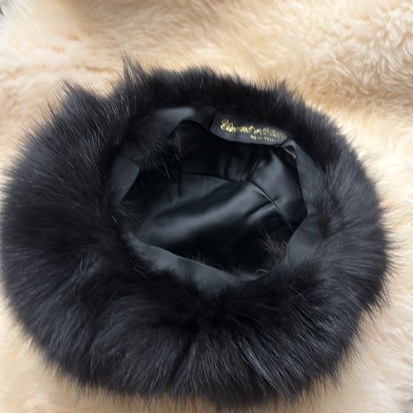 Black Mink Barrett - Picture 2 of 6